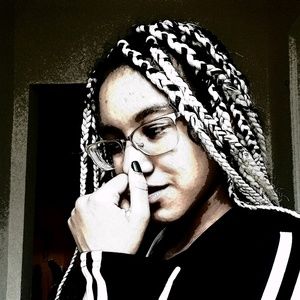 Meet your Posher, Daya